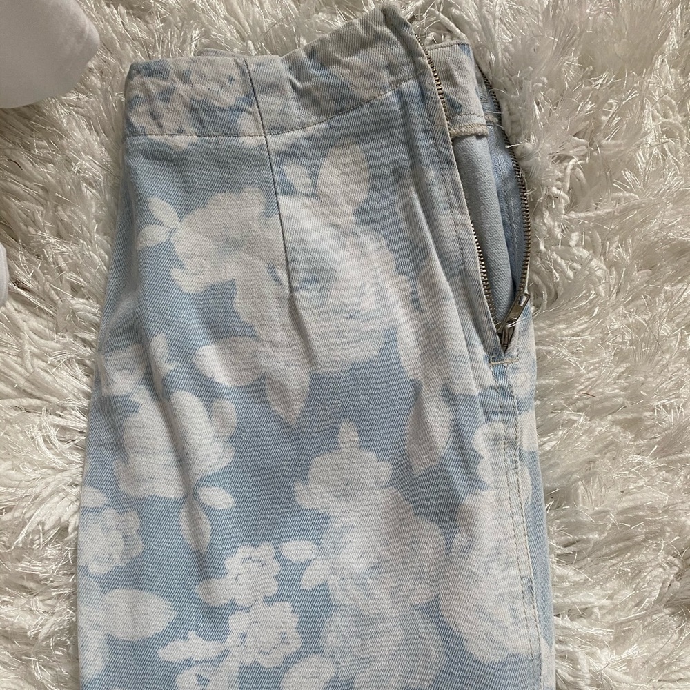 Floral Fitted Jean Skirt